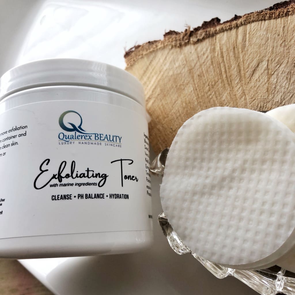 Exfoliating Facial Toner Pads with Marine Ingredients 100