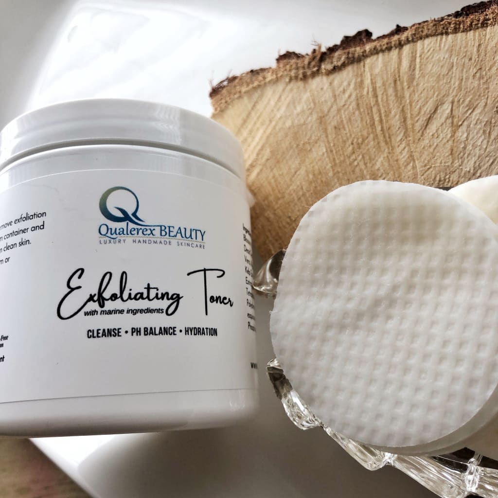 Exfoliating Facial Toner Pads with Marine Ingredients 100 